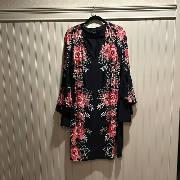 MSK Dress with dramatic Bell Sleeves in Beautiful Floral Jersey Stretch Size 14 - Picture 1 of 11